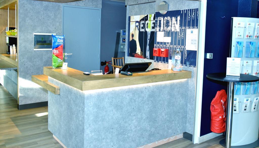 Ibis Budget Flers Grands Champs Extérieur photo